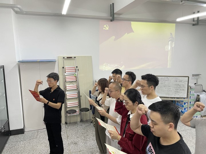 冯佳楠-活动-3.jpg